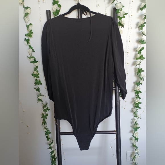 NWT Torrid Ruched Black Bodysuit - Picture 6 of 8